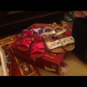 Summer sandals toddler lot - sizes 6 and 8